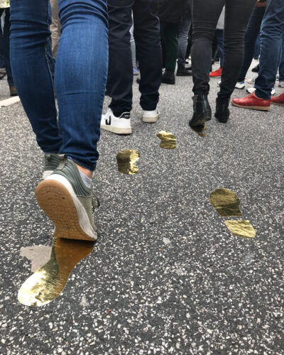 Goldener Fussabtritt demo #allefürsklima fridaysforfuture