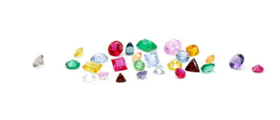 Unterschiedliche faire Edelsteine in vielen Formen bei Jan Spille Schmuck in Hamburg