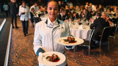 Veganes Catering von Nelson Müller beim Deutschen Nachhaltigkeitspreis