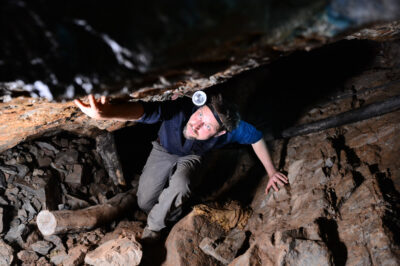 Jan Spille in konventioneller Goldmine in Kenia ARD Reportage Gier nach Gold