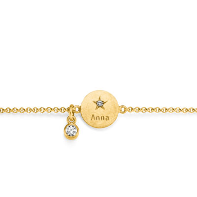 weissgold anhänger mit graviertem stern und namen anna sowie diamant anhänger als geburtsschmuck von jan spille