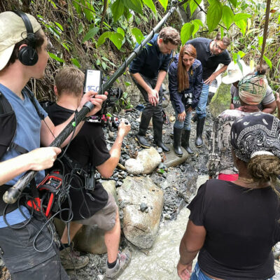 Dreharbeiten ZDF in Kolumbien mit Goldwäscherinnen