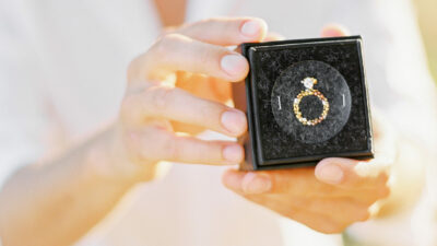 Der perfekte Heiratsantrag mit Jan Spille Materialbox Verlobunsgring Antragsring