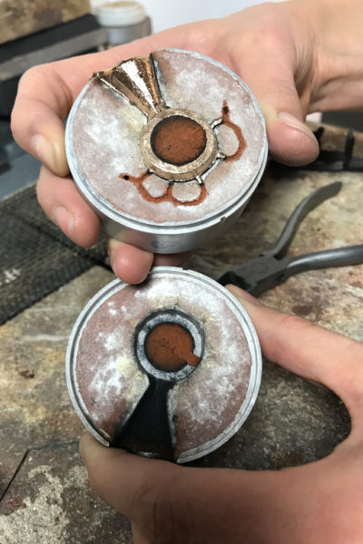 Direkt-Recycling aus Altgold + Altsilber hat weniger Umweltschäden als neues Gold