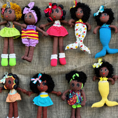 Puppen in Rio de Janeiro Mood Bild für Diversity Kollektion mit Schmuck aus Edelsteinen aus Brasilien