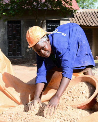 Minenmitarbeiterin in Uganda