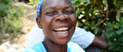 Portrait Minenarbeiterin der Fairtrade Gold Mine in Uganda