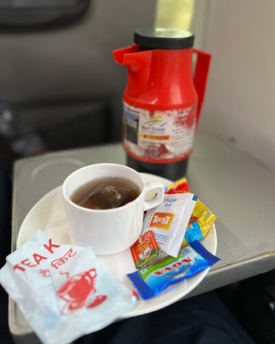 Indien Zugreise Snack