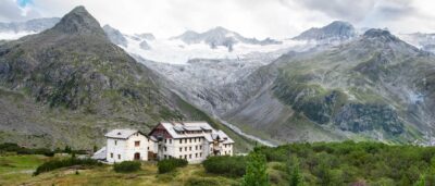 Schutzhütte in den Alpen