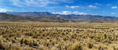 wüste und berge in peru auf der bergbaureise lieferkette für faires gold und silber für jan spille schmuck