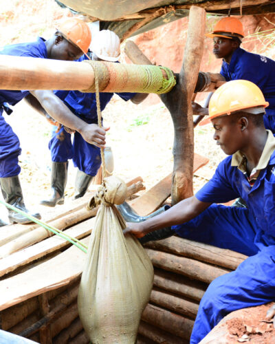 Multimedia Ausstellung Gold ohne Glanz über Goldbergbau in Kenia und Uganda