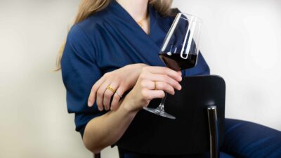 Feminininer Schmuck der Kordel-Kollektion aus Fairtrade Gold von Jan Spille