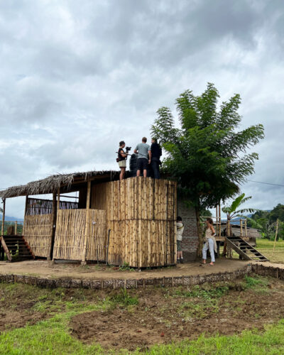 Dreharbeiten von Plan B mit Jan Spille bei der Ecomine in Sri lanka