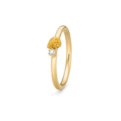 natürliche verlobungsringe aus der puna kollektion mit gold nugget von jan spille
