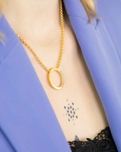 Kette mit Anhänger aus Fairtrade Echtgold der Schmuckkollektion Twister von Jan Spille-Schmuck