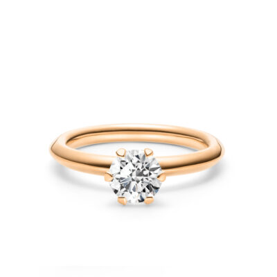 roségoldener Verlobungsring mit weißem fair trade Diamanten als Highlight von Jan Spille