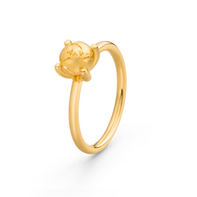 roségold globus ring aus der world kollektion von jan spille