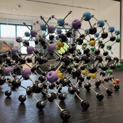Atommodell von Lab grown Diamonds